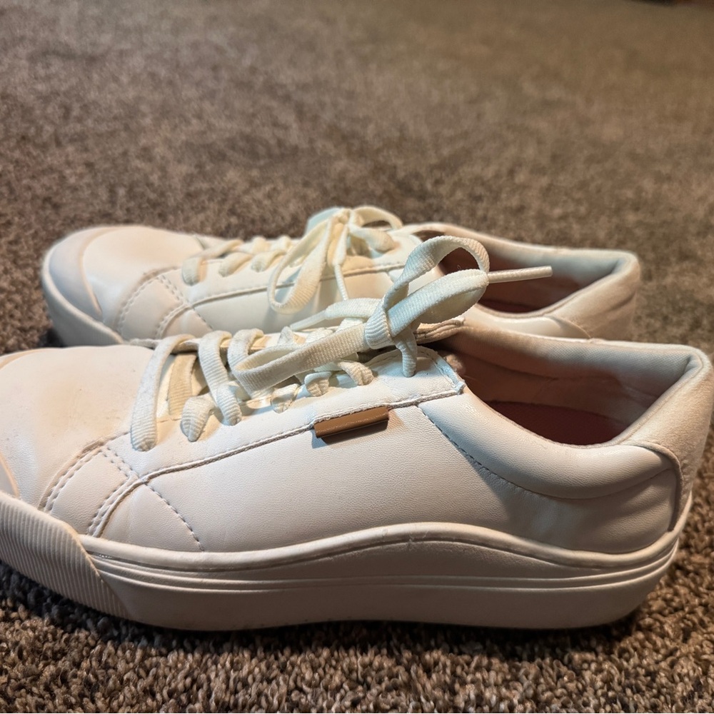 Dr Scholls White Sneakers